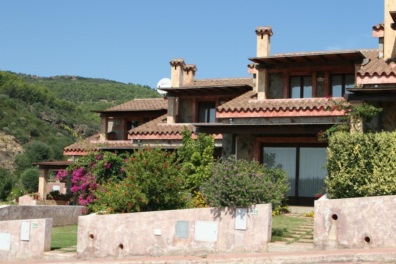 Residence Il Borgo Di Porto Corallo Villaputzu Exterior foto