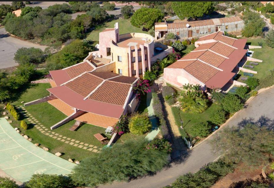 Residence Il Borgo Di Porto Corallo Villaputzu Exterior foto