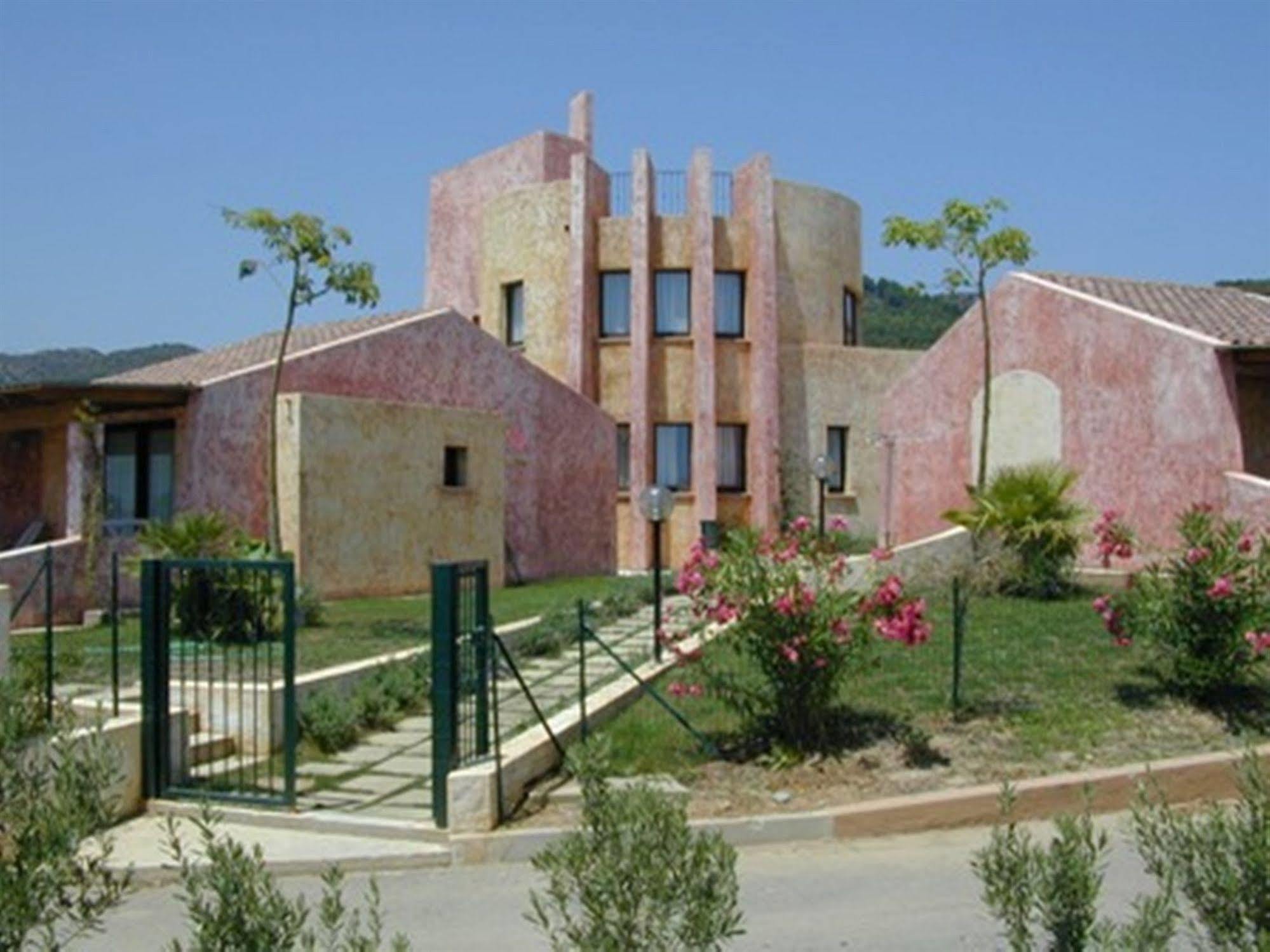 Residence Il Borgo Di Porto Corallo Villaputzu Exterior foto